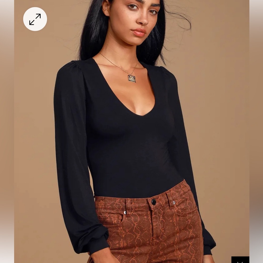 Lulus Black V-neck Balloon Sleeve Bodysuit